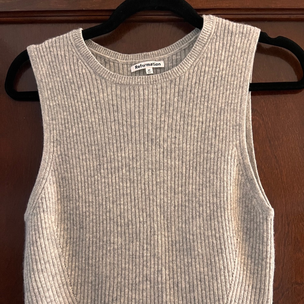 Reformation Grey Ribbed Cashmere Crop Tank Top Medium